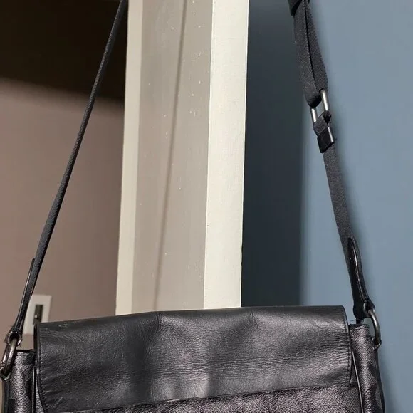 Coach Crossbody purse - Picture 2 of 6